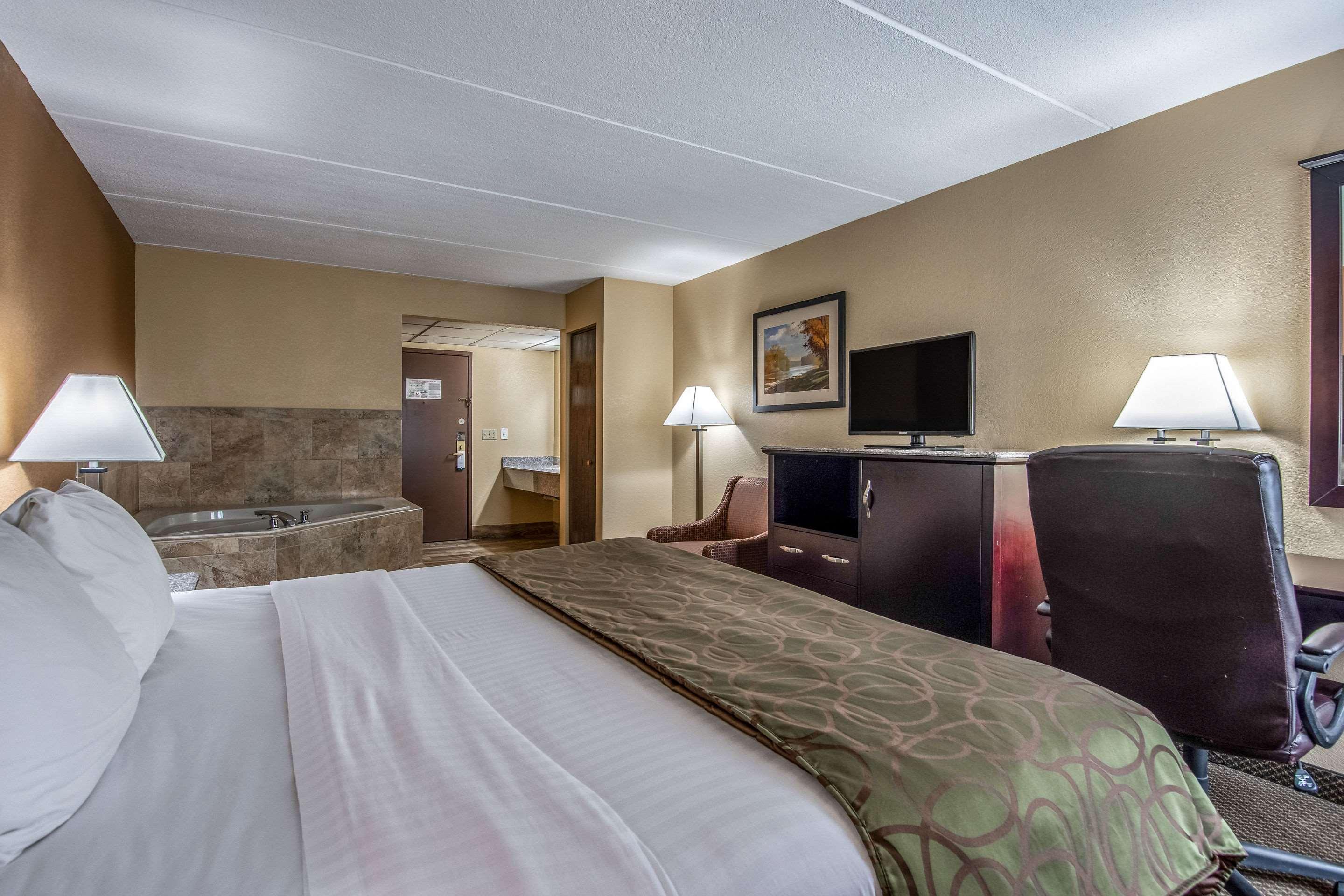 Quality Inn Tully I-81 Zewnętrze zdjęcie