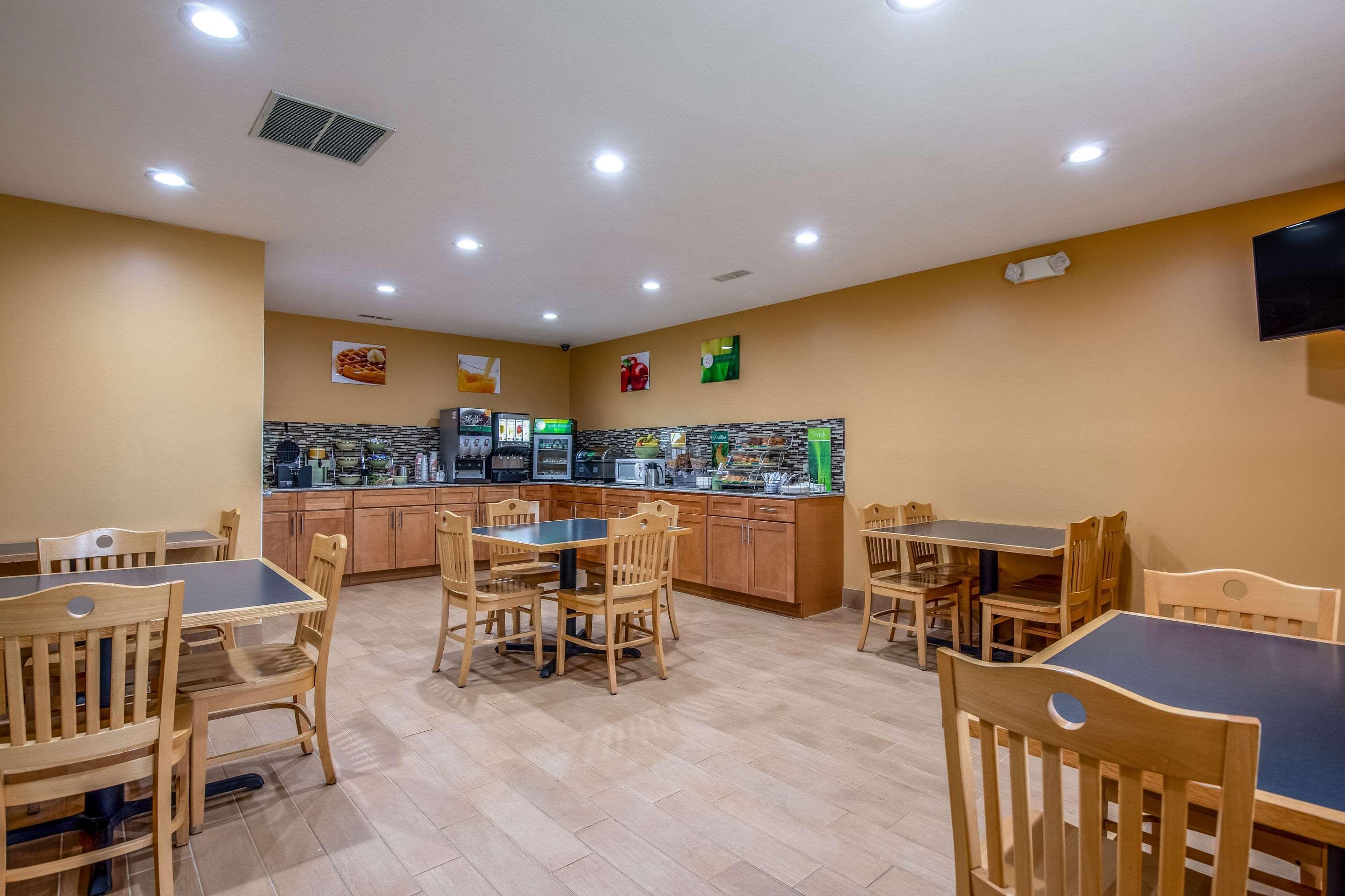 Quality Inn Tully I-81 Zewnętrze zdjęcie